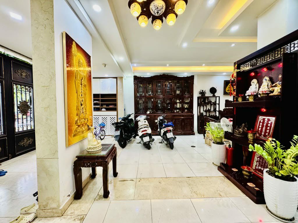 Bán nhà Bình Tân - Biệt thự Khu Tên Lửa - Giá chỉ nhỉnh 29 tỷ